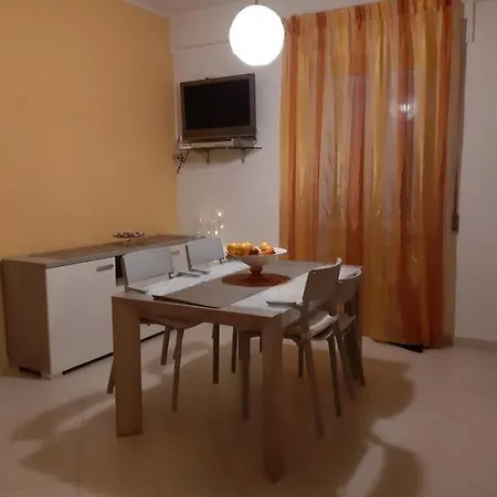 The Family Nest Comodo Appartamento Nei Pressi Della Stazione Centrale Sulmona Exterior photo